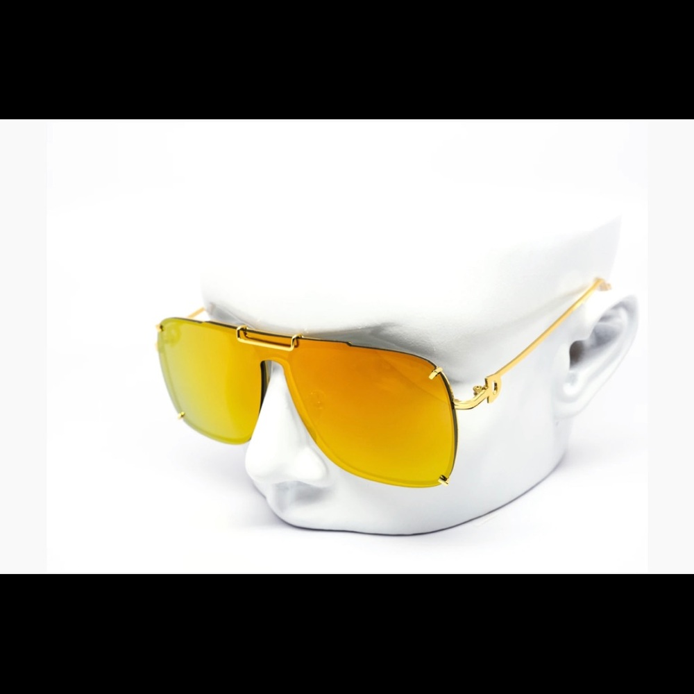Sunglasses - Picture 6 of 7